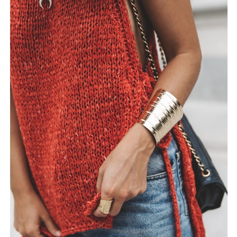 Knit shirt